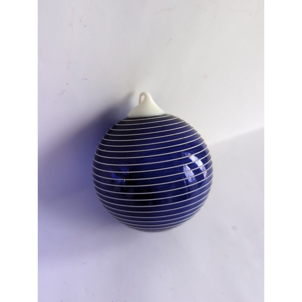 Vtg Blue White Swirled Christmas Ornament Blown Glass Witches Ball Suncatcher